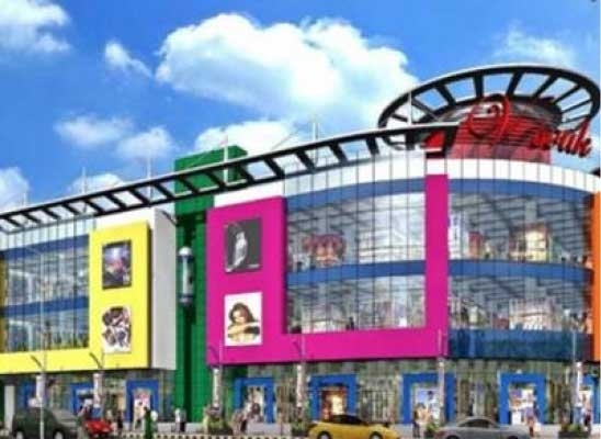 Commercial property near transportation in Kandivali West